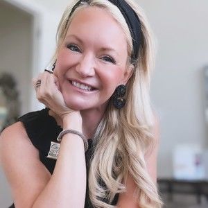 Meet your Posher, Kristin